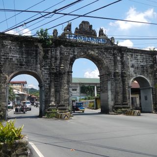 Pagsanjan Arch