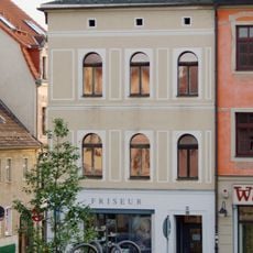 Wohnhaus mit Laden in Ecklage zur Pirnaer Straße Markt 12