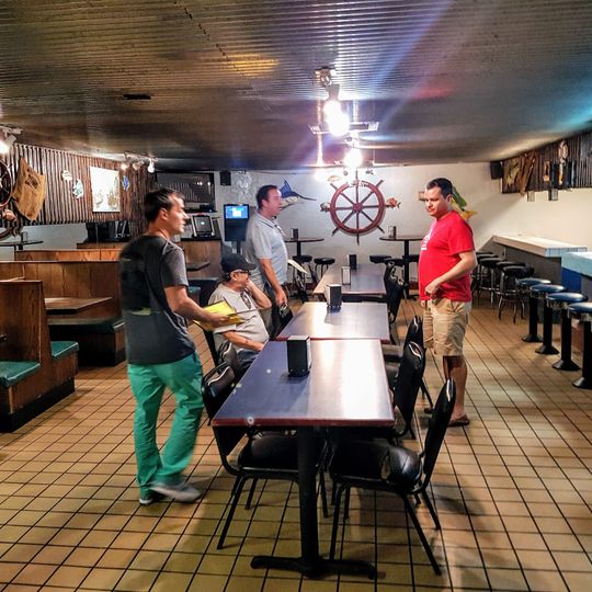 Lee & Rick's Oyster Bar