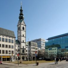 Geschäftshaus und Diözesanmuseum