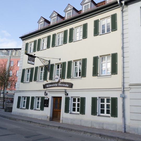 Schalkhäuser Straße 8, 10