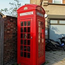 K2 Telephone Kiosk Outside Number 93