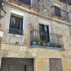 Casa Santa Engracia 16