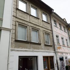 Wohn- und Geschäftshaus