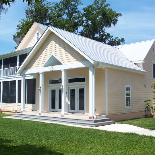 Tenney House and Groveland Hotel