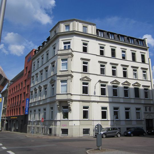 Mietshaus Dörrienstraße 1