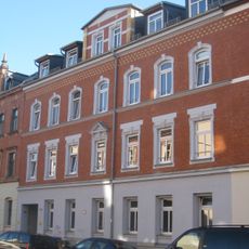 Mietshaus in geschlossener Bebauung Bernhardstraße 108