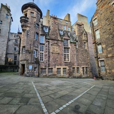 Oppdag Edinburgh: fra slottet til den gamle byens hemmelige ganger