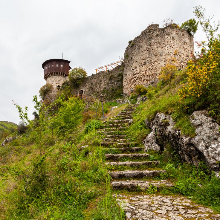 Petrela slott