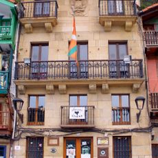 Antigua casa consistorial de Pasajes