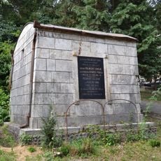 Cintorín sv. Rozálie, hrobka