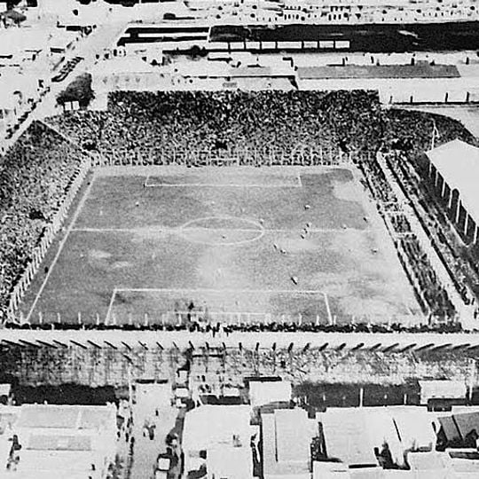Alsina y Colón Stadium