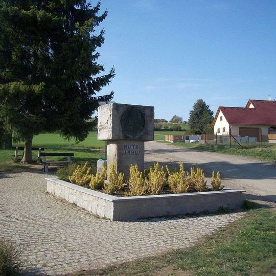 Památník v Nebílovském Borku