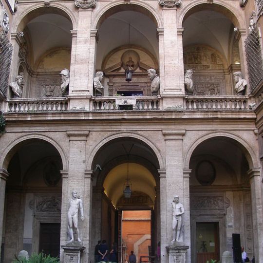 Bibliothèque d'histoire moderne et contemporaine de Rome