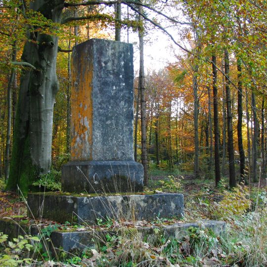 Gedenkstein, in Obeliskform