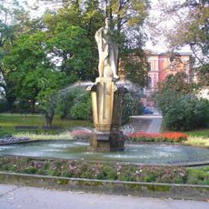 Kašna v sadech Svobody v Opavě