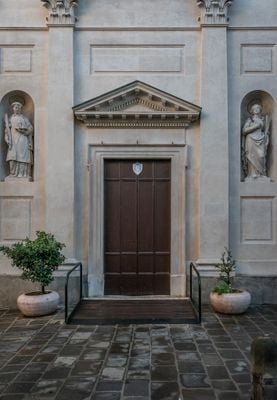 Entrance 1