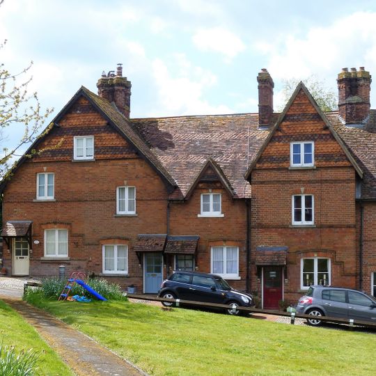 7-11, Prospect Square