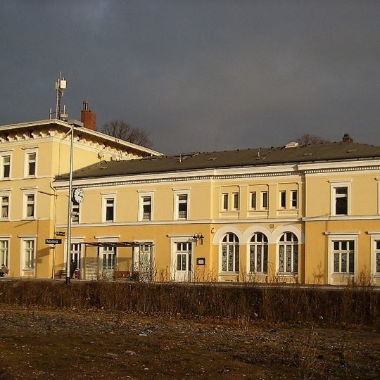 Bahnhofsgebäude