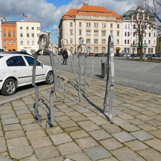 Kovové plastiky na Masarykově náměstí v Jihlavě
