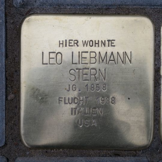 Stolperstein en memoria de Leo Liebmann Stern