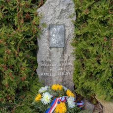 Pomník manželů Frošových