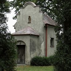 Kaplica na cmentarzu kościelnym, Sieradzka 3 w Złoczewie