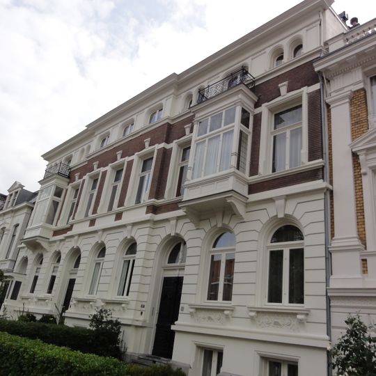 Blok met herenhuizen