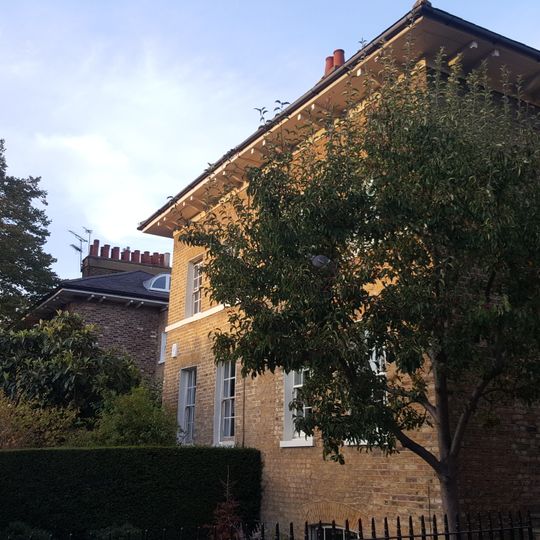 28-31, Rhondda Grove E3