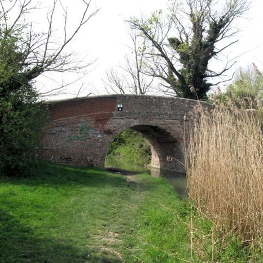 Grand Union Canal Aylesbury Arm Bridge Number 10