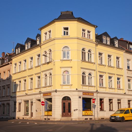 Wohn- und Geschäftshaus Bahnhofstraße 10