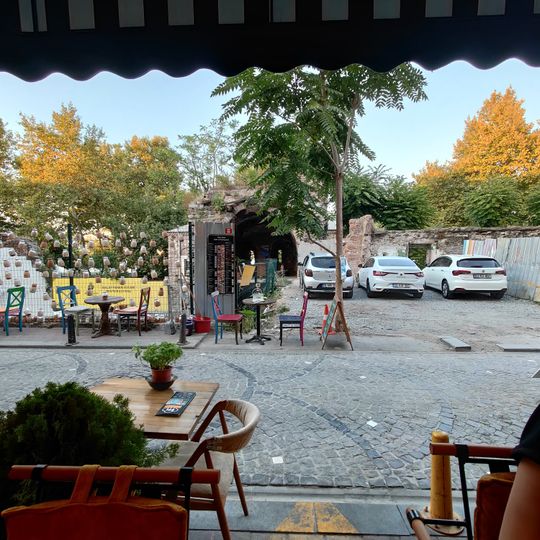 OLD BALAT cafe & kitchen