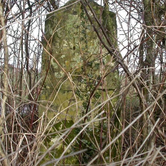 Milestone, Oxdrove N Hinton, S Wylye, concrete road; 300m E entrance Totterdale Farm