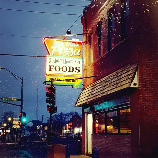 Mama's Pizza