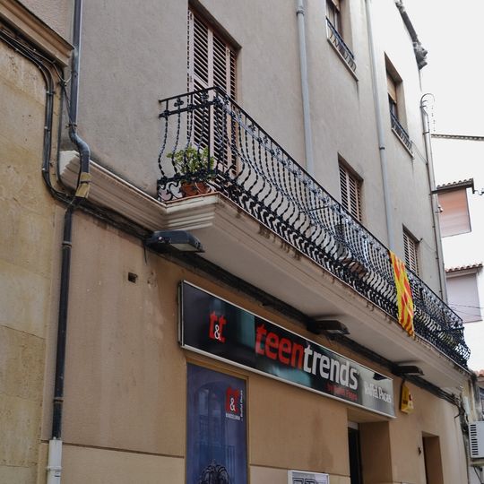 Casa Mitjans i Robert