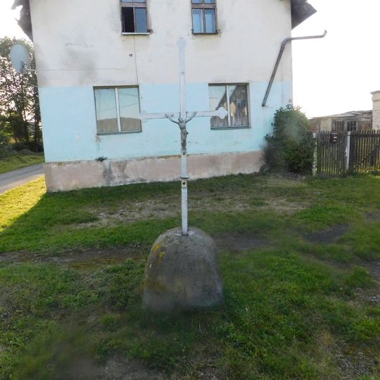 Kříž na rozcestí v Otročíně