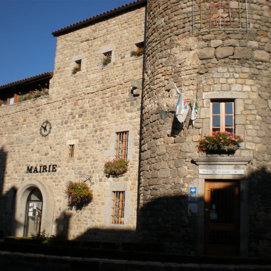 Remparts du Malzieu-Ville