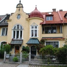 Thürheimstraße 2–8