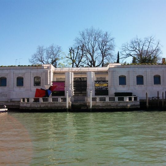 Palais Venier dei Leoni