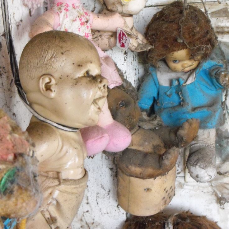 Doll Island