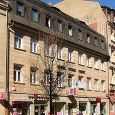 Wohn- und Geschäftshaus