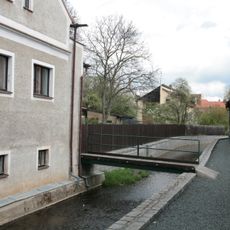 Lávka přes Zubřinu východně od Chodské ulice