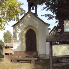 Kaplička na návsi