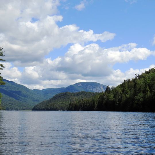 Henderson Lake