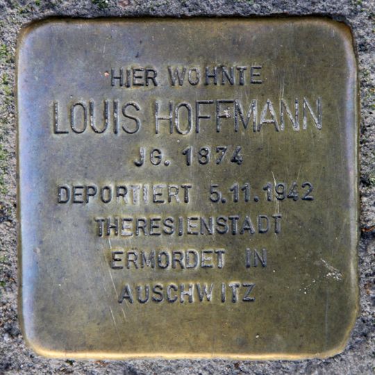 Stolperstein en memoria de Louis Hoffmann