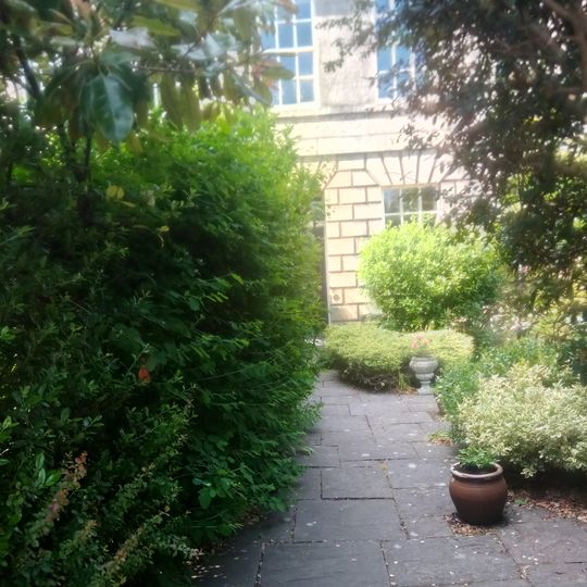 Edinburgh, 12 Comely Bank