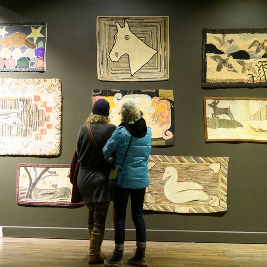 Hooked Rug Museum of North America