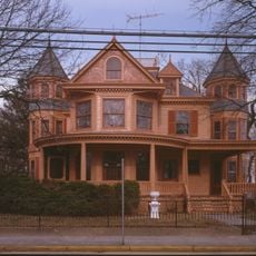 John B. Lindale House