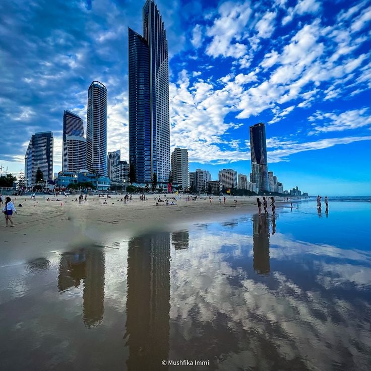 Surfers Paradise Beach