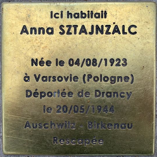 Stolperstein en memoria de Anna Sztajnzalc